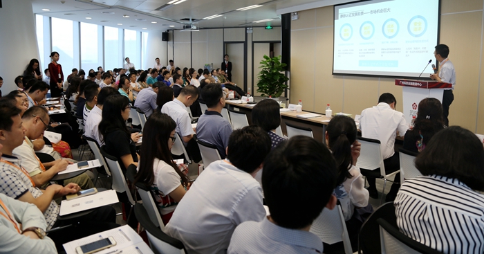 互聯(lián)網(wǎng)路演新聞稿題目(互聯(lián)網(wǎng)+大賽路演稿范文)