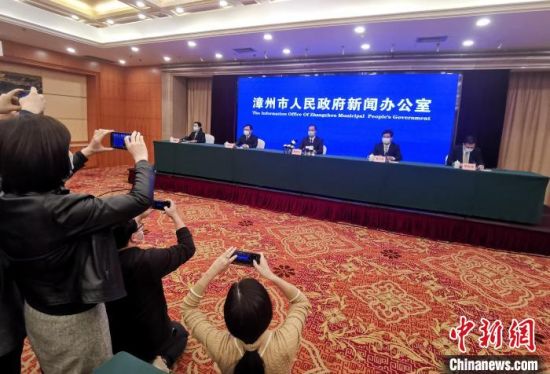 漳州市互聯(lián)網(wǎng)新聞中心工作時間(漳州市互聯(lián)網(wǎng)新聞中心工作時間幾點)